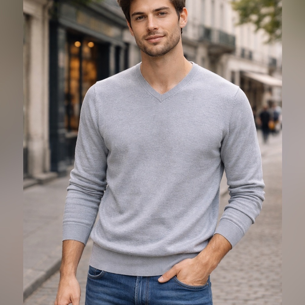 Givenchy Men's Gray Knit Cotton V-Neck Pullover Sweater Long Sleeve M